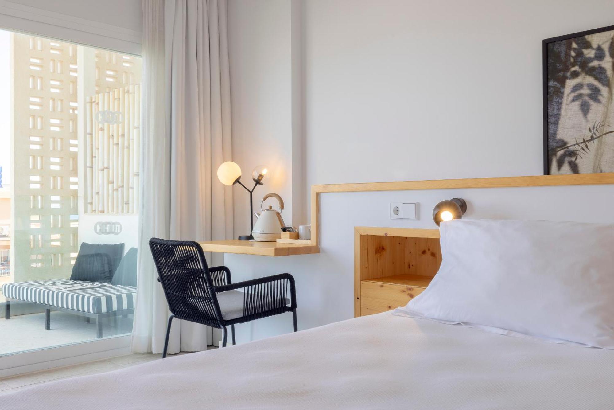 فندق هوتل أيرون بارك بلايا ذي بالما المظهر الخارجي الصورة A room at the hotel