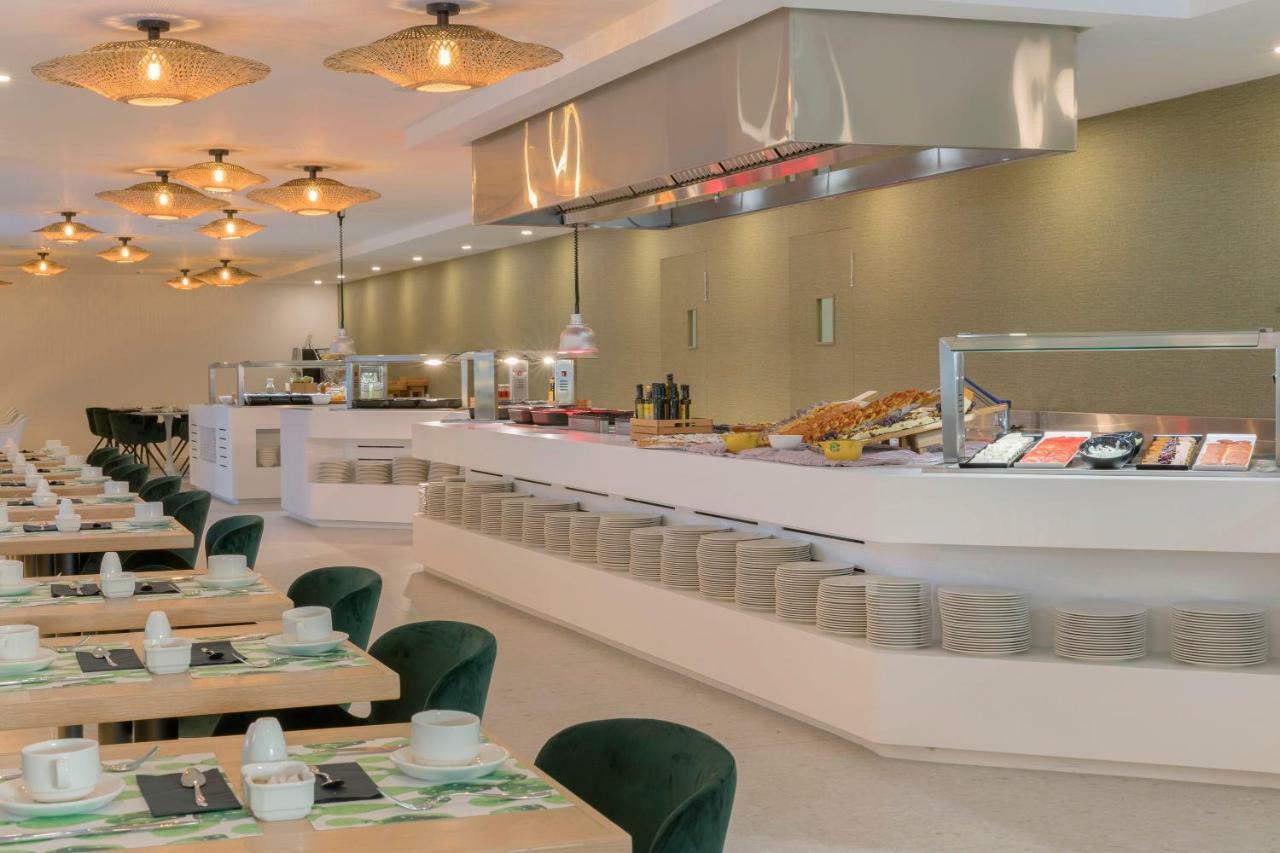 فندق هوتل أيرون بارك بلايا ذي بالما المظهر الخارجي الصورة The restaurant