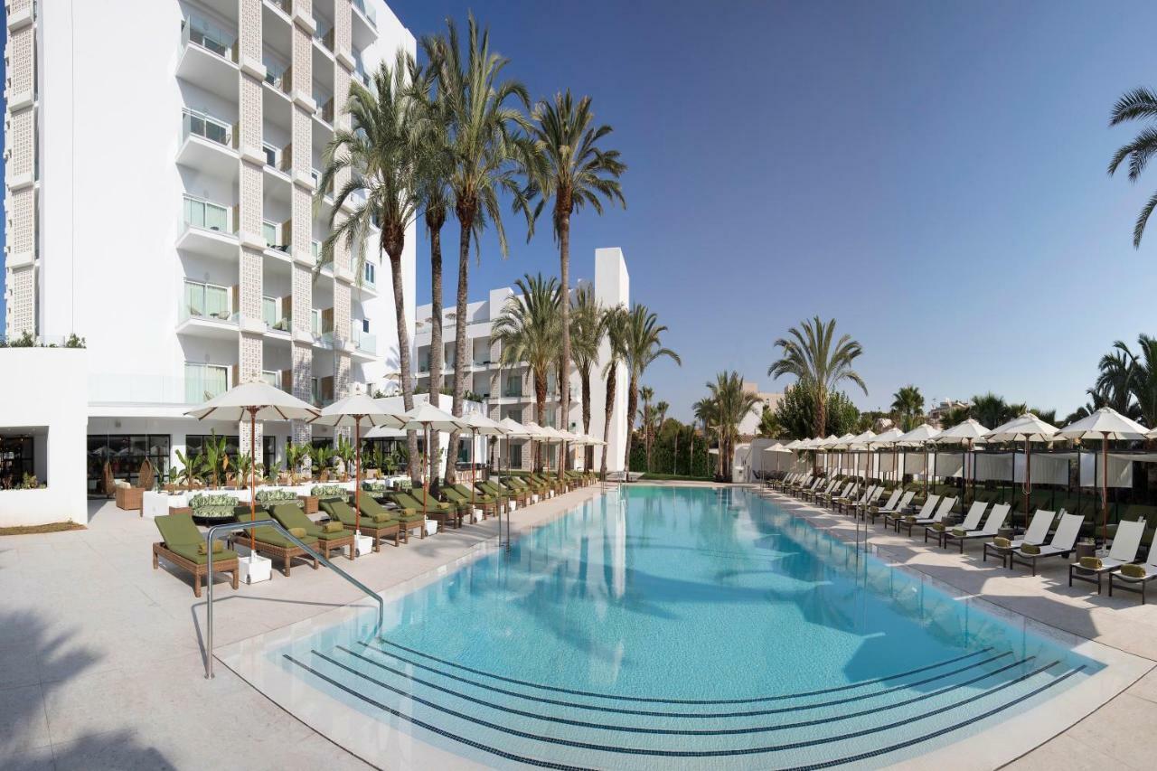 فندق هوتل أيرون بارك بلايا ذي بالما المظهر الخارجي الصورة The pool at the Hilton Scottsdale Resort and Villas